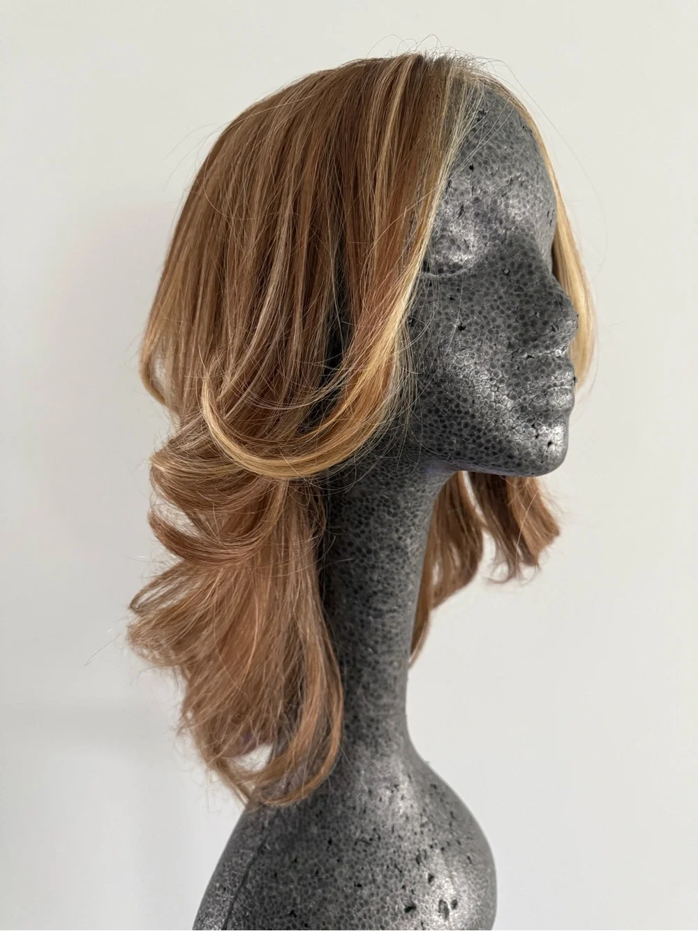 Luxury High-End Wavy Synthetic Wig | Rich Brown w/ Blonde Highlights